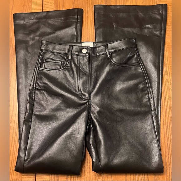 Aritzia Wilfred The Melina Flare‎ Vegan Leather High-Rise Pants in Black Size 2 - Picture 10 of 16